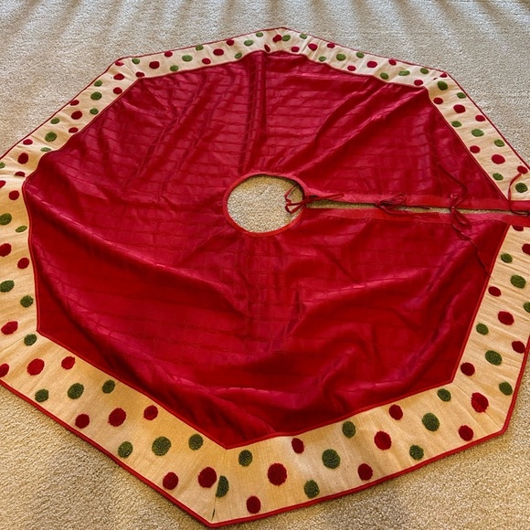 Other - Red & Green Christmas Tree Skirt